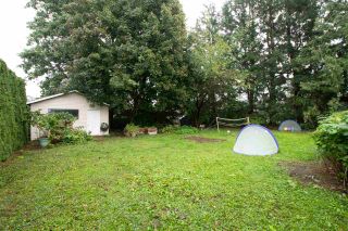 Photo 5: 7242 EVANS Road in Chilliwack: Sardis West Vedder Rd Duplex for sale (Sardis)  : MLS®# R2500914
