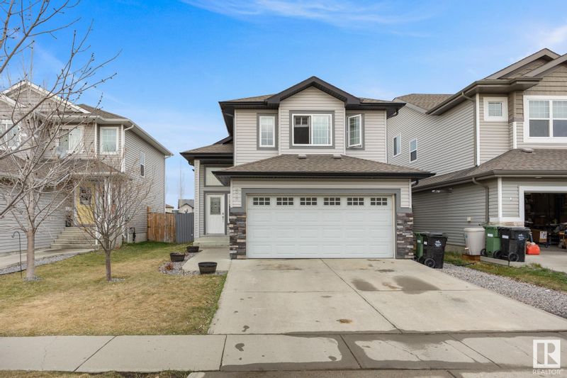 FEATURED LISTING: 56 Selkirk Place Leduc