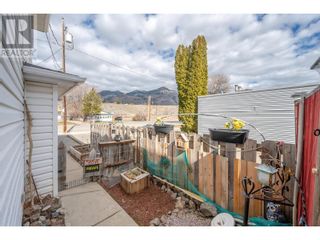 Photo 40: 615 6TH Avenue Unit# 2 in Keremeos: House for sale : MLS®# 10306418