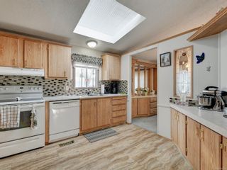 Photo 8: 47 2780 Spencer Rd in Langford: La Goldstream Manufactured Home for sale : MLS®# 924233