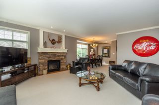 Photo 6: 3396 BLOSSOM Court in Abbotsford: Abbotsford East House for sale in "The Highlands" : MLS®# R2716014