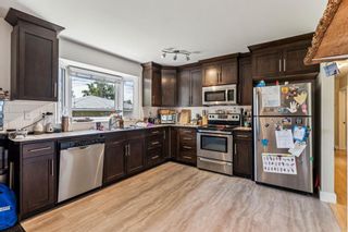 Photo 9: 727 Avonlea Place SE in Calgary: Acadia Detached for sale : MLS®# A2142761