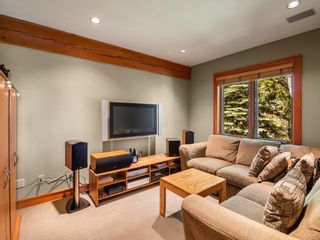 Photo 10: 8115 MCKEEVERS Place in Whistler: Alpine Meadows House for sale : MLS®# R2811105