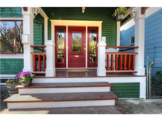 Photo 2: 1147 SEMLIN DR in Vancouver: Grandview VE House for sale (Vancouver East)  : MLS®# V1056763