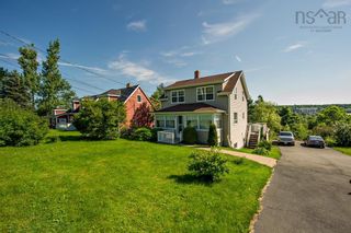 Photo 2: 313 Old Sackville Road in Lower Sackville: 25-Sackville Residential for sale (Halifax-Dartmouth)  : MLS®# 202316495