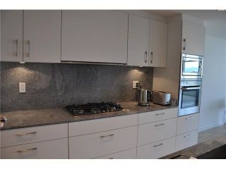 Photo 3: 802 728 W 8TH Avenue in Vancouver: Fairview VW Condo for sale in "700 West 8th" (Vancouver West)  : MLS®# V1082906