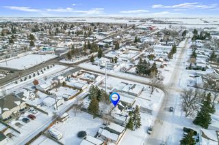 Photo 10: 306 Main Street West in Warman: Residential for sale : MLS®# SK920645