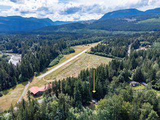 Photo 2: 4638 Forbidden Plateau Rd in Courtenay: CV Courtenay West Manufactured Home for sale (Comox Valley)  : MLS®# 912474
