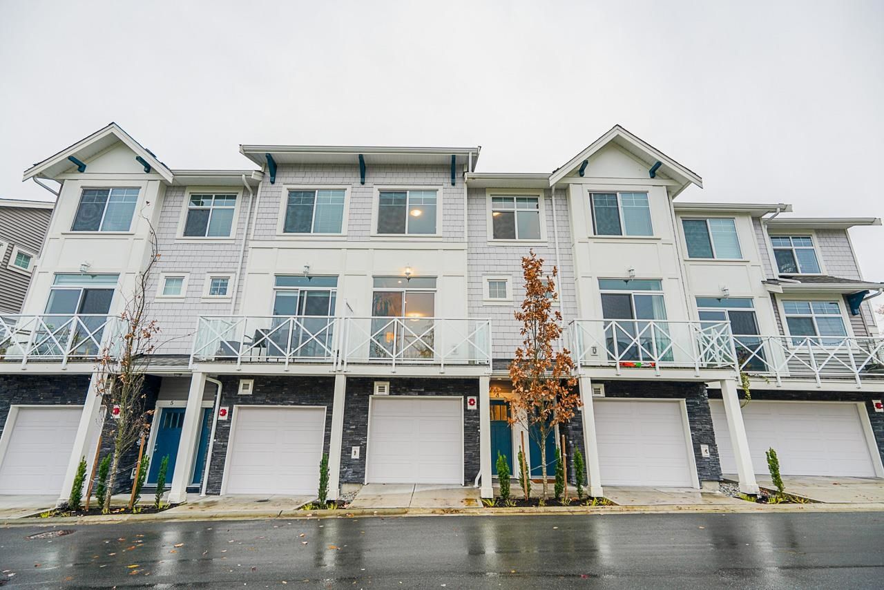 Main Photo: 3 21102 76 Avenue in Langley: Willoughby Heights Townhouse for sale : MLS®# R2632635