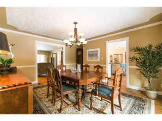 Photo 9: 619 WILDERNESS Drive SE in Calgary: Willow Park House for sale : MLS®# C4101330