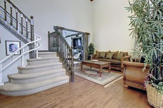 Photo 5: 2900 Signal Hill Drive SW in Calgary: Signal Hill Detached for sale : MLS®# A1259515