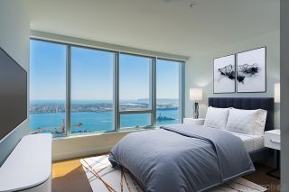 Photo 8: Condo for sale : 3 bedrooms : 888 W E St #3903 in San Diego