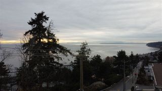 Photo 13: 1219 MARTIN Street: White Rock Condo for sale in "Seaview Residences" (South Surrey White Rock)  : MLS®# R2520466