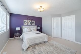 Photo 18: 423 Sauve Crescent in Waterloo: House (2-Storey) for sale : MLS®# X8052156