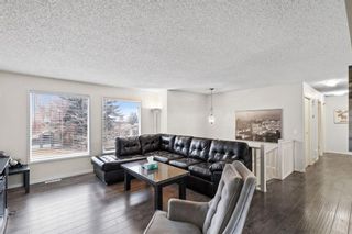Photo 3: 99 Beaconsfield Rise NW in Calgary: Beddington Heights Detached for sale : MLS®# A1180894
