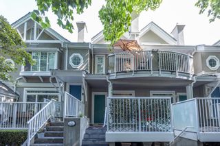 Photo 1: 24 2422 HAWTHORNE AVENUE in Port Coquitlam: Central Pt Coquitlam Townhouse for sale : MLS®# R2838032