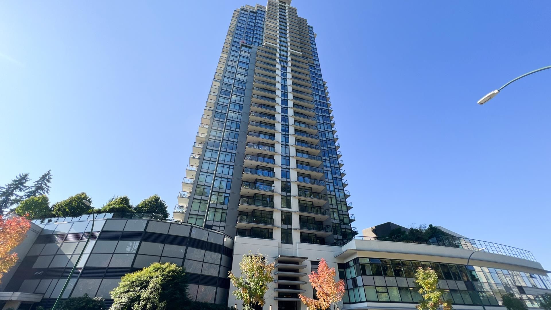 Main Photo: 609 3080 LINCOLN Avenue in Coquitlam: North Coquitlam Condo for sale in "Westwood 1123" : MLS®# R2819472