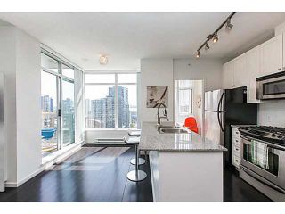 Photo 12: 1405 480 ROBSON STREET in R&amp;R: Downtown VW Condo for sale ()  : MLS®# V1141562