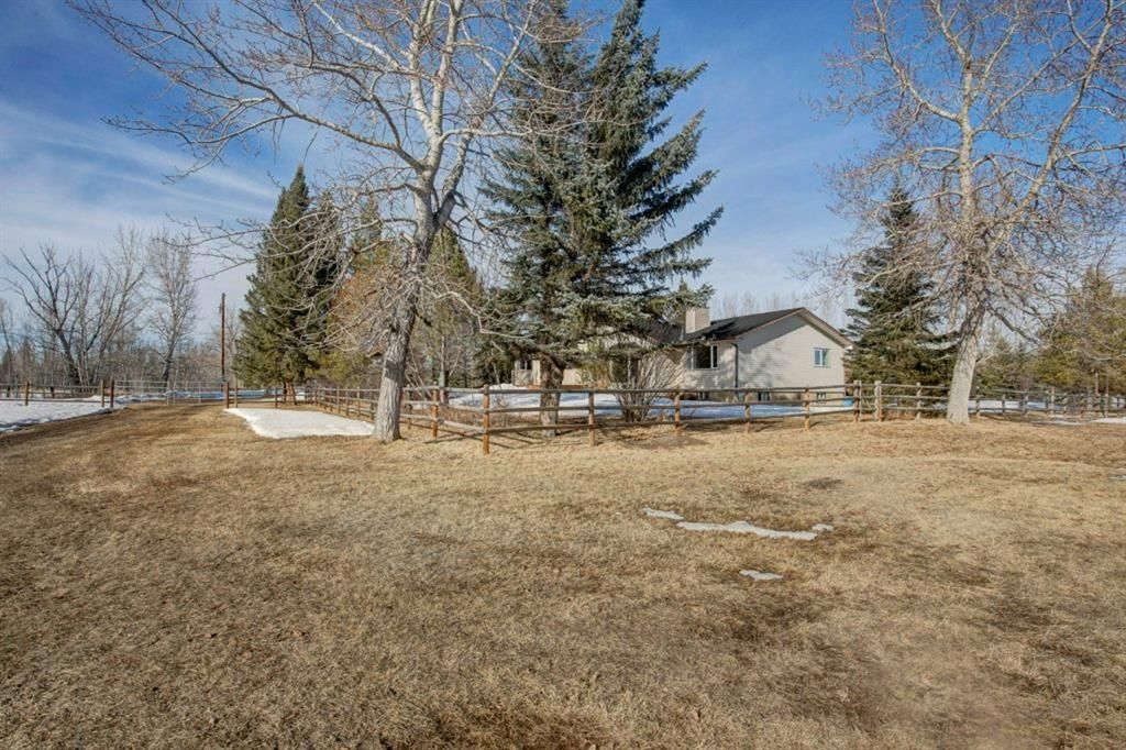 Main Photo: 100 160289 Highway 549 W: Rural Foothills County Detached for sale : MLS®# A1080701