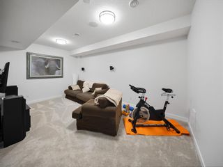Photo 42: 716 2 Street NE in Calgary: Crescent Heights Row/Townhouse for sale : MLS®# A2011262