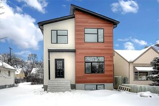 Photo 1: 955 Fleet Avenue in Winnipeg: Residential for sale (1B)  : MLS®# 202001513