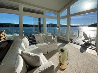 Photo 1: 812 Sunset Pt in Sooke: Sk Becher Bay Single Family Residence for sale : MLS®# 963060