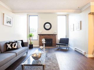 Photo 2: 6931 LUCAS Road in Richmond: Woodwards Townhouse for sale in "TIMBERWOOD VILLAGE" : MLS®# R2108362