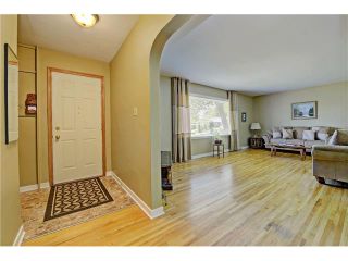 Photo 2: 4320 19 Avenue SW in Calgary: Glendale House for sale : MLS®# C4067153