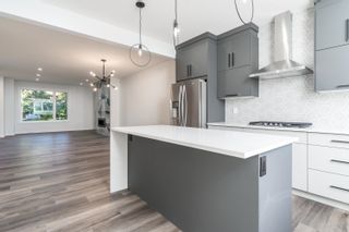 Photo 8: 10315 78 Street in Edmonton: Zone 19 House Half Duplex for sale : MLS®# E4273759