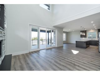 Photo 3: 40 4295 OLD CLAYBURN Road in Abbotsford: Abbotsford East House for sale in "Sunspring Estates" : MLS®# R2448385