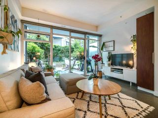 Photo 13: 222 256 E 2ND Avenue in Vancouver: Mount Pleasant VE Condo for sale in "Jacobsen" (Vancouver East)  : MLS®# R2495462