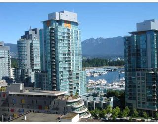 Photo 2: 515 1333 W GEORGIA Street in Vancouver: Coal Harbour Condo for sale in "QUBE" (Vancouver West)  : MLS®# V658640