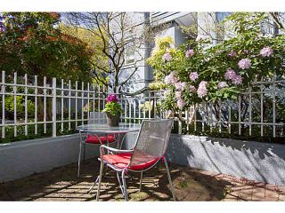Photo 5: 5 877 W 7TH Avenue in Vancouver: Fairview VW Townhouse for sale in "Emerald Court" (Vancouver West)  : MLS®# V1119210