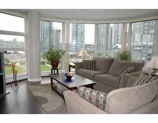 Photo 3: 11C 199 DRAKE ST in Vancouver: False Creek North Condo for sale in "CONCORDIA 1" (Vancouver West)  : MLS®# V542014