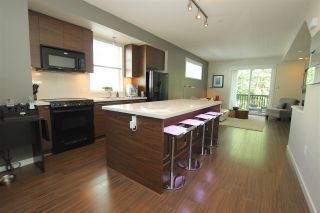 Photo 3: 38 2495 DAVIES Avenue in Port Coquitlam: Central Pt Coquitlam Townhouse for sale in "ARBOUR" : MLS®# R2068269