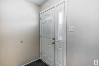 Photo 3: 82 AMBERLY Court in Edmonton: Zone 02 Townhouse for sale : MLS®# E4331121