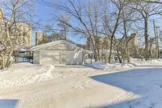 Photo 33: 9 Roslyn Crescent in Winnipeg: Osborne Village Residential for sale (1B)  : MLS®# 202202057