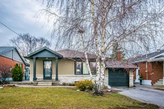 Photo 1: 3 Aberlady Road in Toronto: Stonegate-Queensway House (Bungalow) for sale (Toronto W07)  : MLS®# W5988731