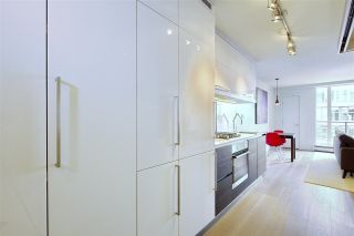 Photo 2: 502 189 KEEFER Street in Vancouver: Downtown VE Condo for sale in "KEEFER BLOCK" (Vancouver East)  : MLS®# R2282146