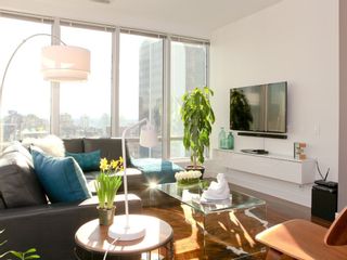Photo 4: 1313 989 NELSON Street in Vancouver: Downtown VW Condo for sale in "ELECTRA" (Vancouver West)  : MLS®# R2417714