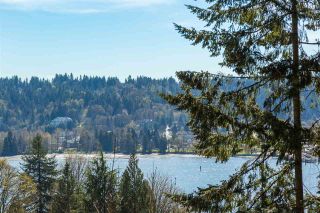 Photo 1: 653 FORESTHILL Place in Port Moody: North Shore Pt Moody House for sale : MLS®# R2053340