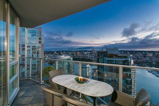 Photo 4: 3801 1438 Richards Street in Vancouver: Yaletown Home for sale () 