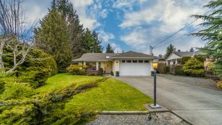 Photo 1: 1305 Lawson Pl in Parksville: PQ French Creek House for sale (Parksville/Qualicum)  : MLS®# 893735
