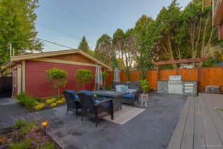 Photo 2: 1236 E 19TH Avenue in Vancouver: Knight 1/2 Duplex for sale (Vancouver East)  : MLS®# R2603071