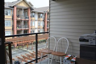 Photo 9: 322 5650 201A STREET in Langley: Langley City Condo for sale : MLS®# R2360178