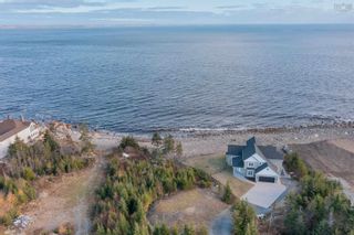 Photo 1: 452 Ketch Harbour Road in Bear Cove: 9-Harrietsfield, Sambr And Halib Residential for sale (Halifax-Dartmouth)  : MLS®# 202226963