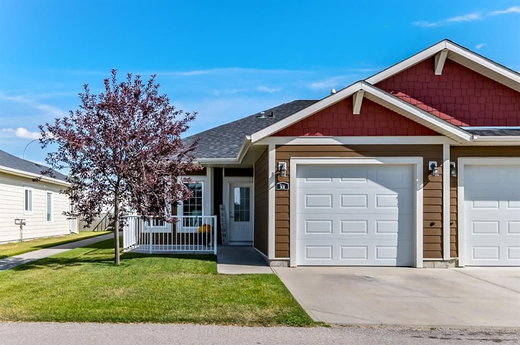 Main Photo: 32 Sunrise Place NE: High River Row/Townhouse for sale : MLS®# A1256420