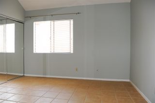 Photo 5: UNIVERSITY HEIGHTS Condo for sale : 2 bedrooms : 4449 Hamilton St #2 in San Diego