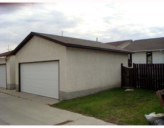 Photo 6: 128 ATWOOD Street in WINNIPEG: Transcona Single Family Detached for sale (North East Winnipeg)  : MLS®# 2714217