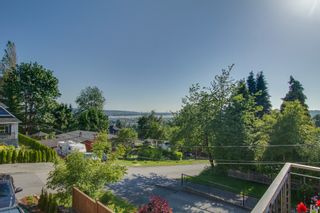 Photo 2: 1985 PETERSON Avenue in Coquitlam: Cape Horn House for sale : MLS®# V1067810